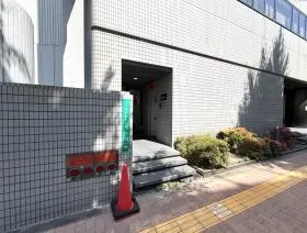 ニッセイ新大阪南口の外観