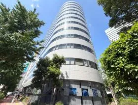 ニッセイ新大阪南口の外観