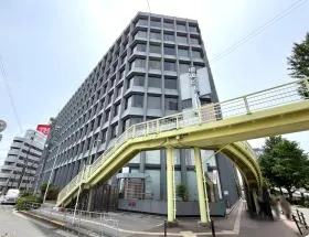 新大阪駅前中央の外観