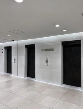 KDX新大阪ビル(ケーディーエックス新大阪ビル)の外観