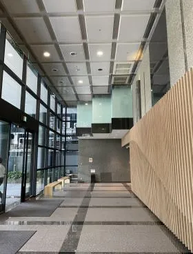 ONEST新大阪スクエア(セントラル新大阪ビル)の外観