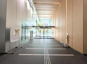 住友生命新大阪北の外観