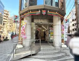 セブンイレブン