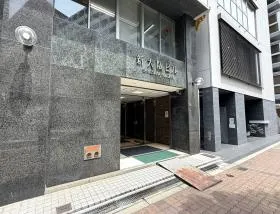 新大阪の外観