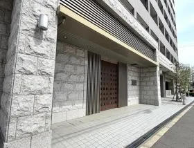 ラクラス新大阪の外観