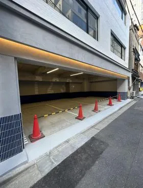 The corner 水道橋の外観