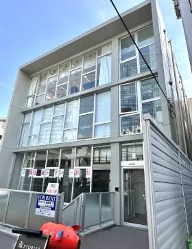 MANA表参道の外観