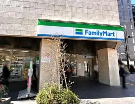 ファミリーマート