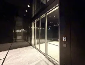 クオーツ心斎橋の外観