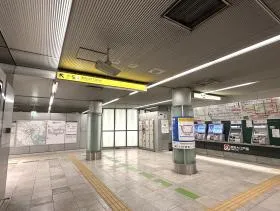 青山一丁目駅