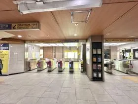 青山一丁目駅