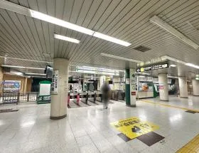 都営新宿線「岩本町駅」