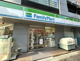 ファミリーマート