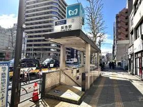 出入口4（地上）