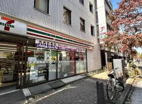 セブンイレブン