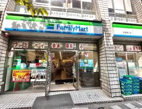 ファミリーマート