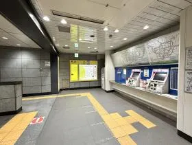 新宿御苑前駅（東京メトロ丸ノ内線）