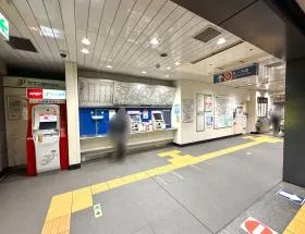 新宿御苑前駅（東京メトロ丸ノ内線）