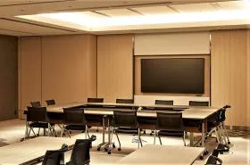 IsaI Room （3F会議室）