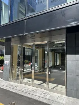 VORT西新宿NEXの外観
