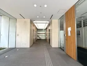 MPR新大阪ビルの外観