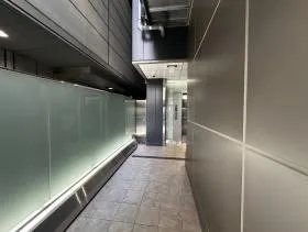 田中恒産ビルの外観