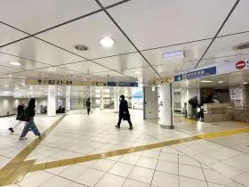新宿三丁目駅