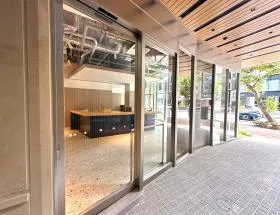 owns八丁堀の外観