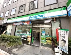 ファミリーマート