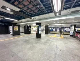 八丁堀駅（東京メトロ日比谷線）
