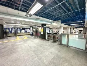 八丁堀駅（東京メトロ日比谷線）