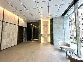 BIZCORE西新橋の外観