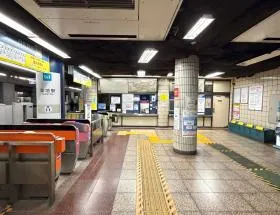 築地駅（東京メトロ日比谷線）