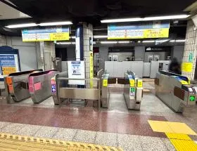 築地駅（東京メトロ日比谷線）