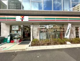 コンビニ