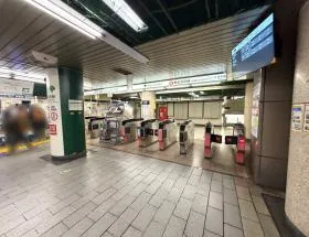 泉岳寺駅（都営浅草線・京急線）