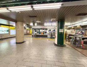 泉岳寺駅（都営浅草線・京急線）