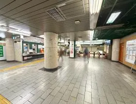 泉岳寺駅（都営浅草線・京急線）