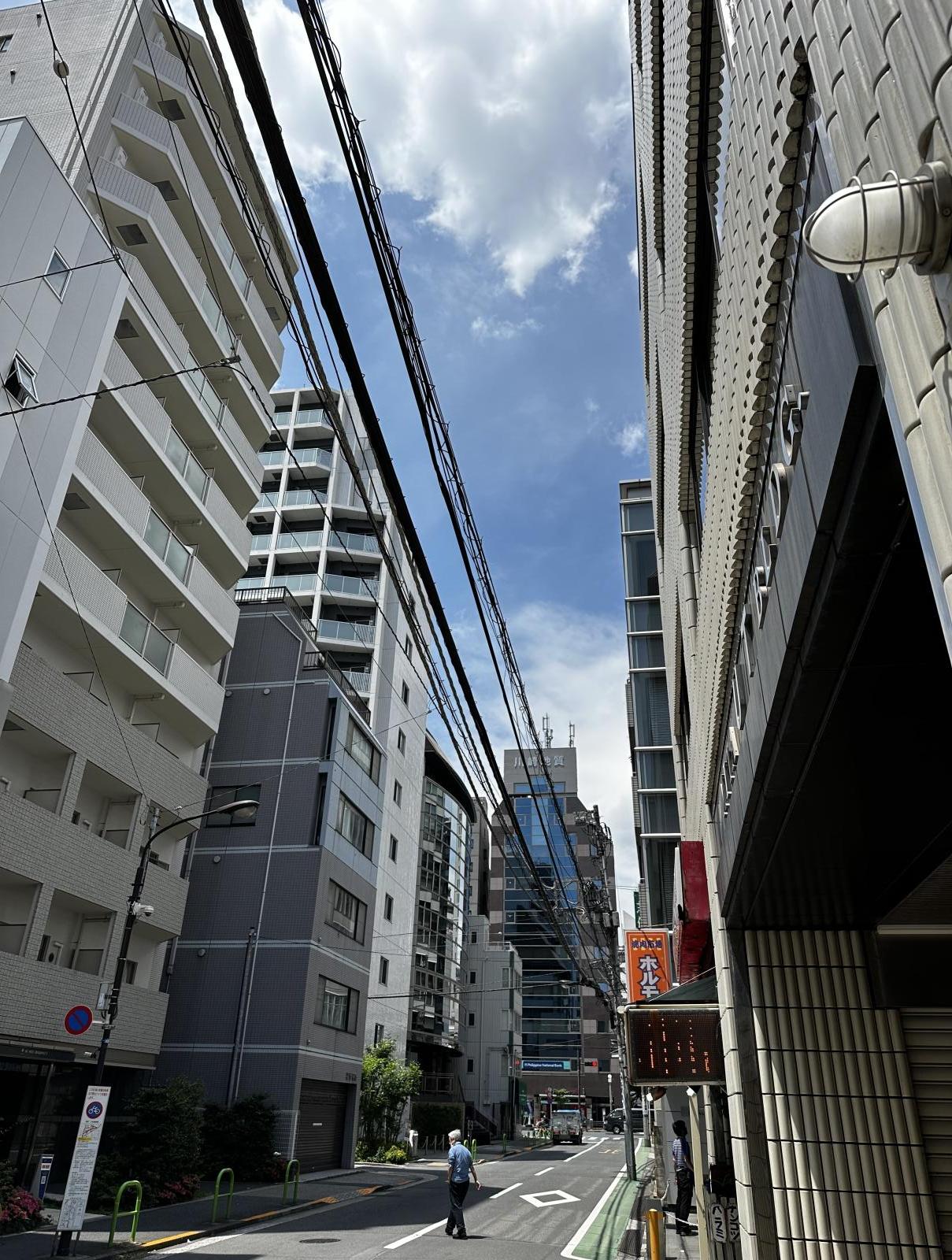 東京都港区芝3