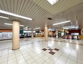 都営新宿線「浜町駅」