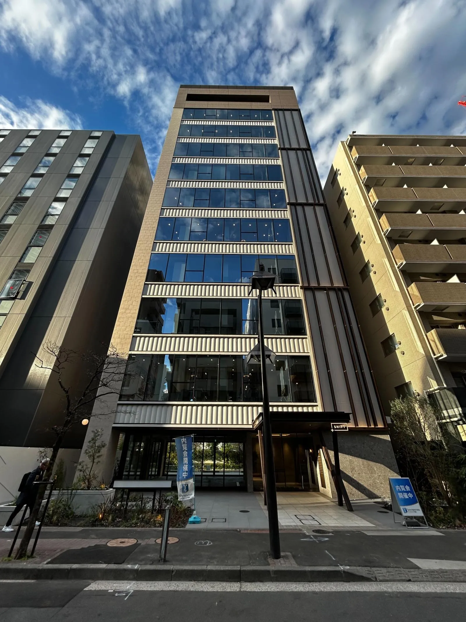 Expert Tamachi(旧:+SHIFT TAMACHI)の外観写真