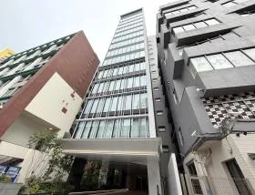 UMEDA EAST CROSSの外観