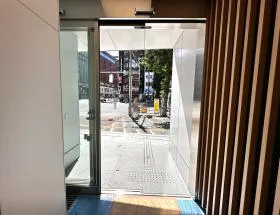 第一白鳳ビルディングの外観