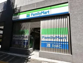 ファミリーマート