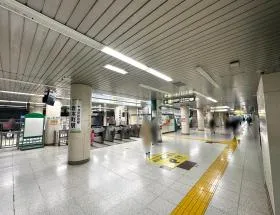 都営新宿線「岩本町駅」