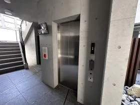 荒木町ガーデンズの外観