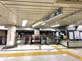 東京メトロ丸ノ内線「淡路町駅」：改札