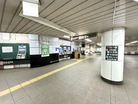 大門駅（都営浅草線・都営大江戸線）