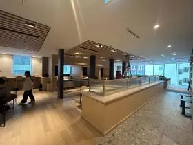 H1O浜松町の外観