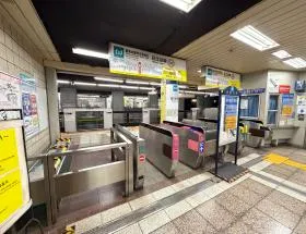 築地駅（東京メトロ日比谷線）